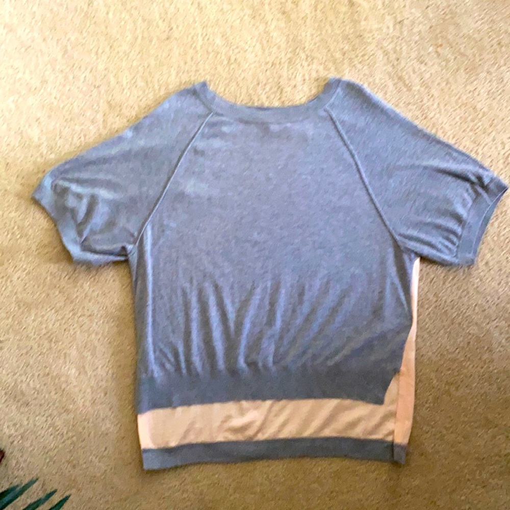 Grey & Peach top